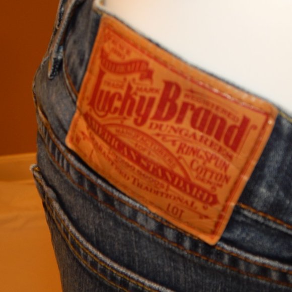 Lucky Jeans - Picture 6 of 14